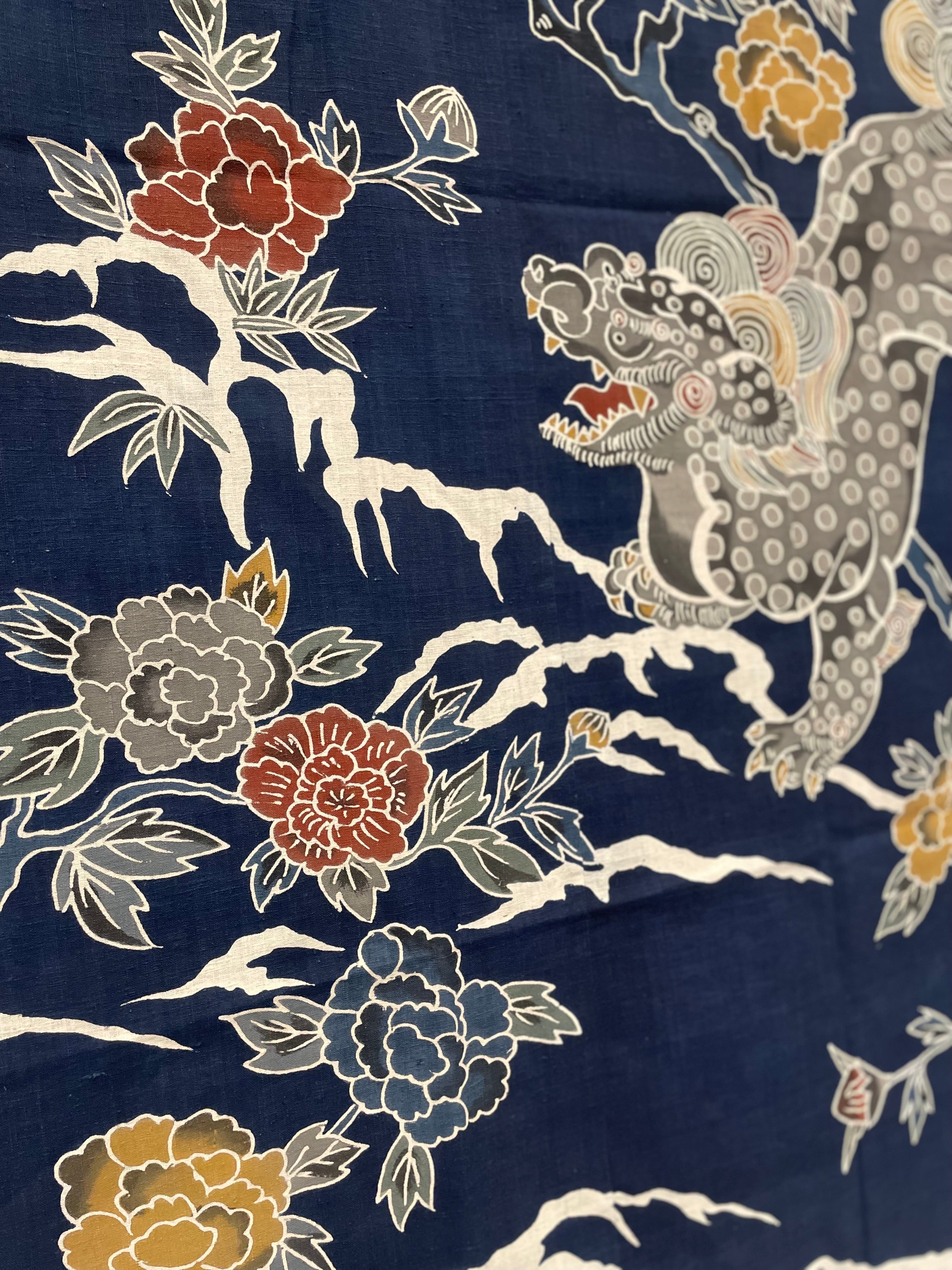 Guardian Lion-Dog : Hand-Dyed Katakai Cotton Tapestry (KONNI 1751)